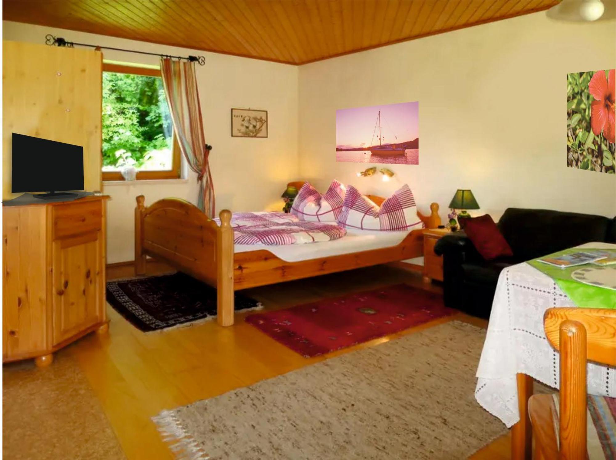 Ferienwohnung Schellander Privatstrand Velden am Woerthersee Exterior photo